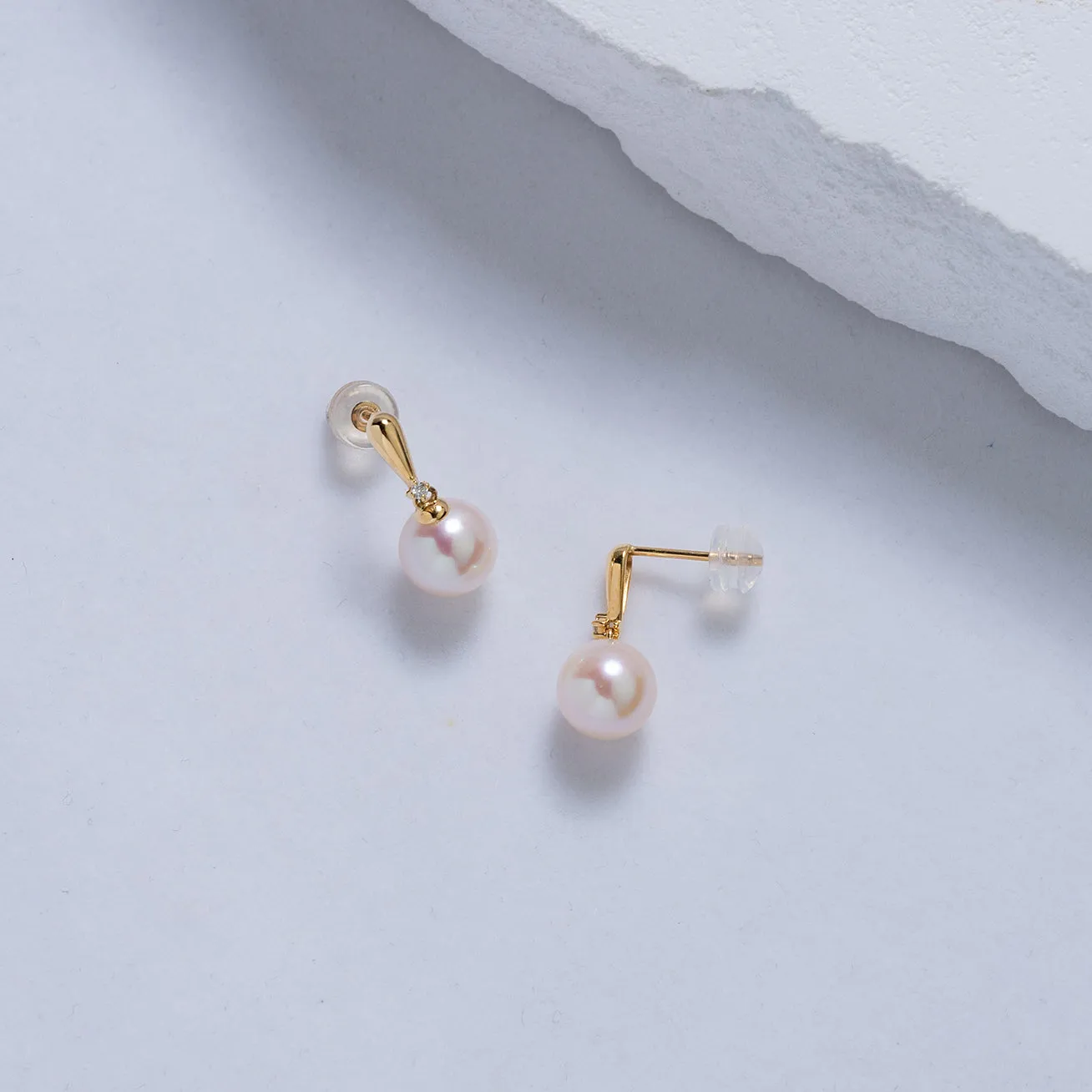 18K Solid Gold Diamond Freshwater Pearl Earrings KE00115