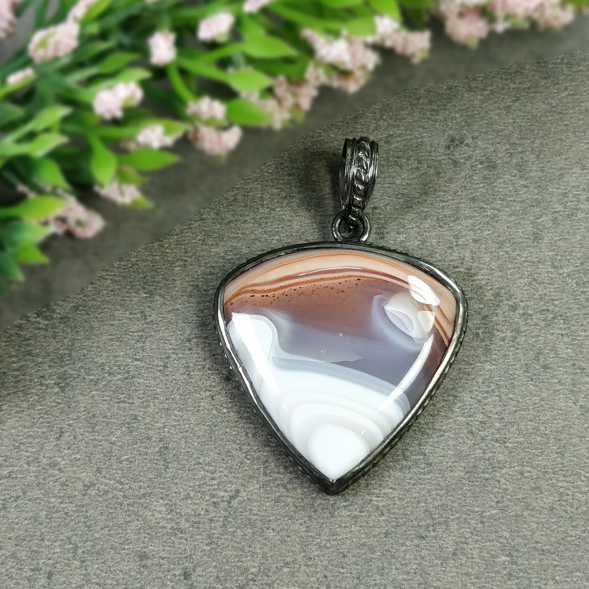 925 Sterling Silver PENDANT : 11.67gms Natural BOTSWANA AGATE Gemstone Heart Shape Victorian Silver Bezel Set Pendant 1.75"