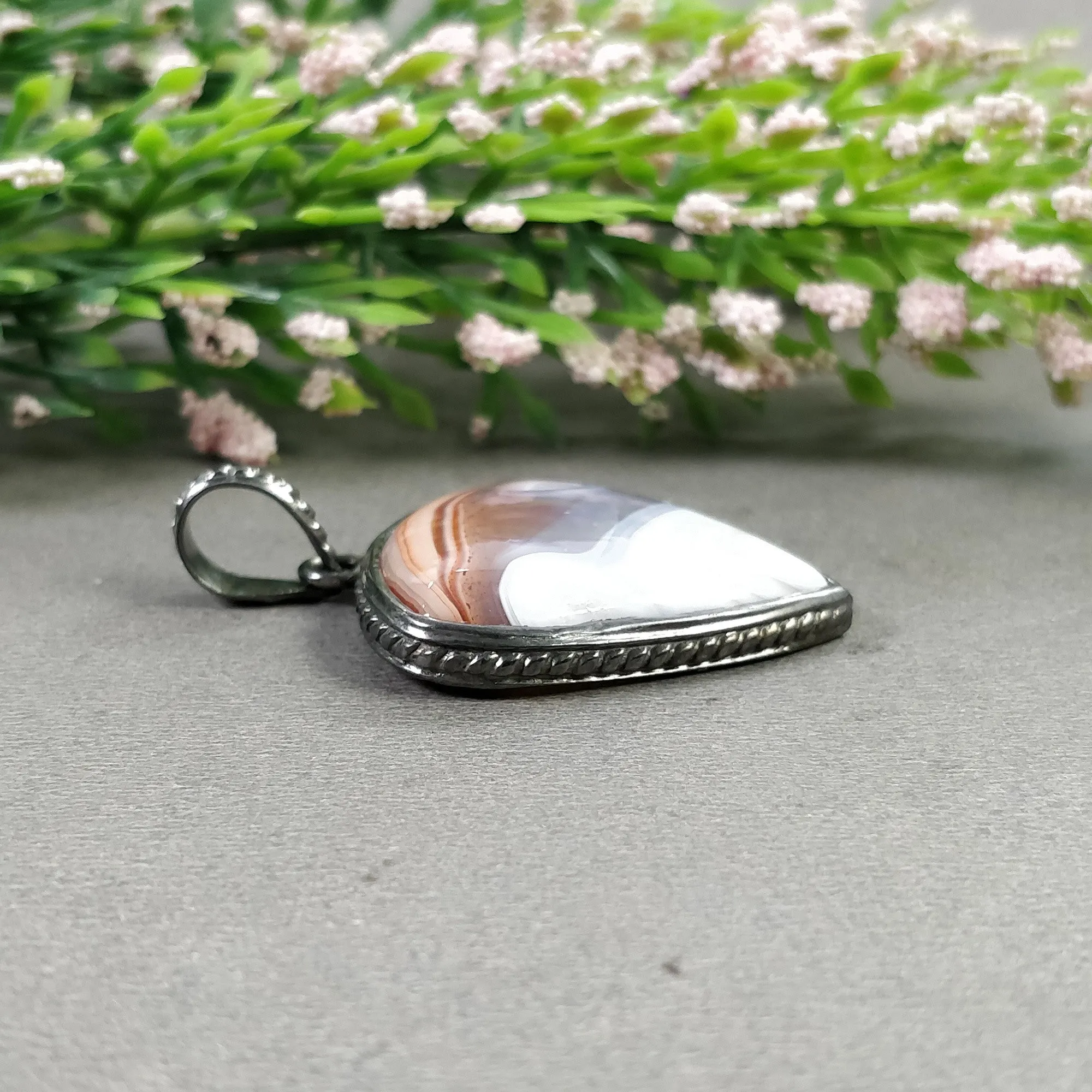 925 Sterling Silver PENDANT : 11.67gms Natural BOTSWANA AGATE Gemstone Heart Shape Victorian Silver Bezel Set Pendant 1.75"