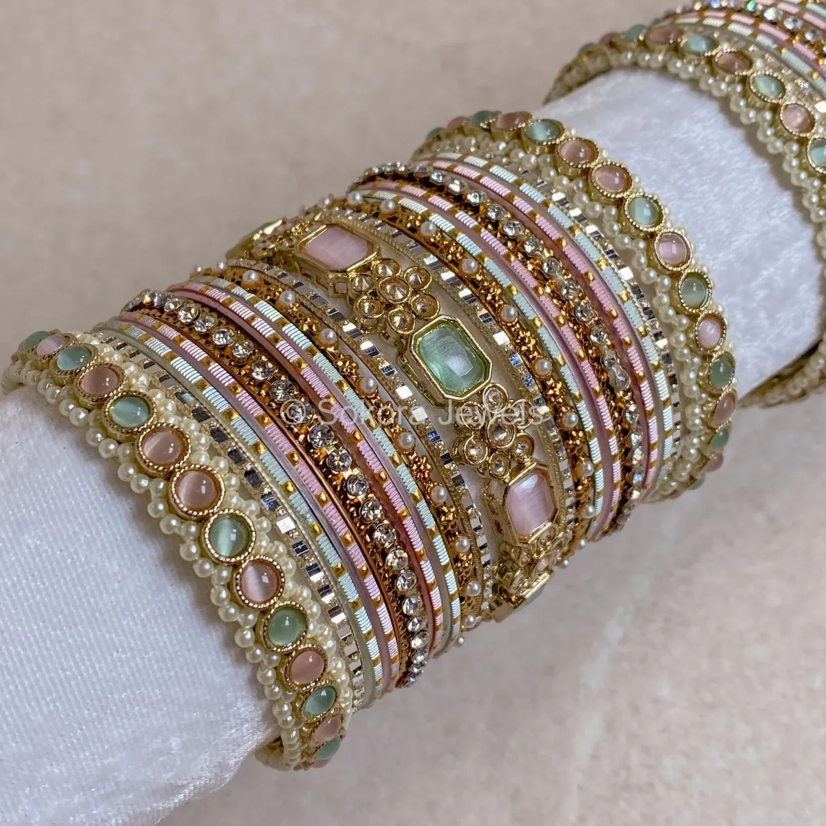 Ameli Luxury Bangle Set - Pastels