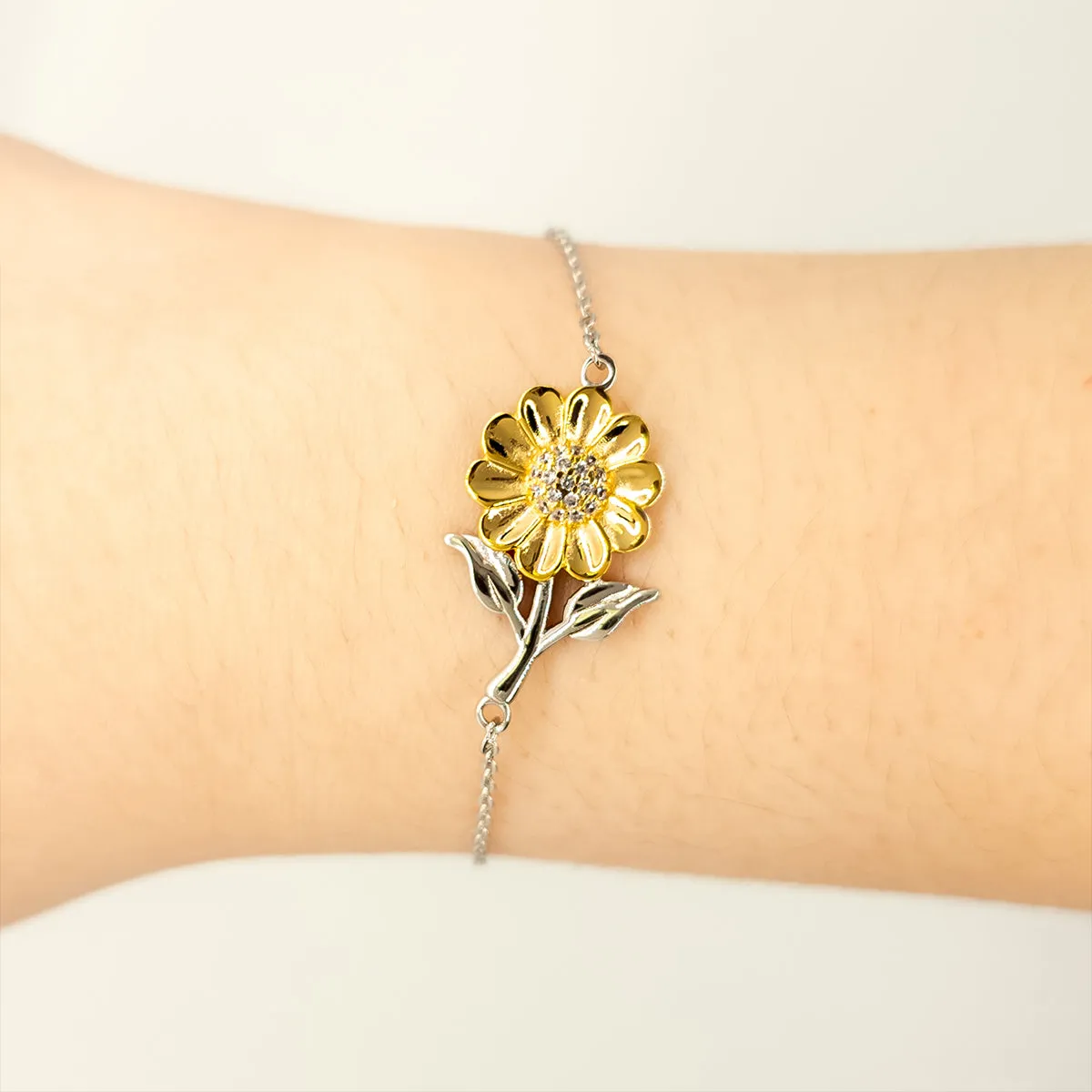 Badass Game Warden Gifts, I'm Game Warden not a magician, Sarcastic Sunflower Bracelet for Game Warden Birthday Christmas for  Men, Women, Friends, Coworkers