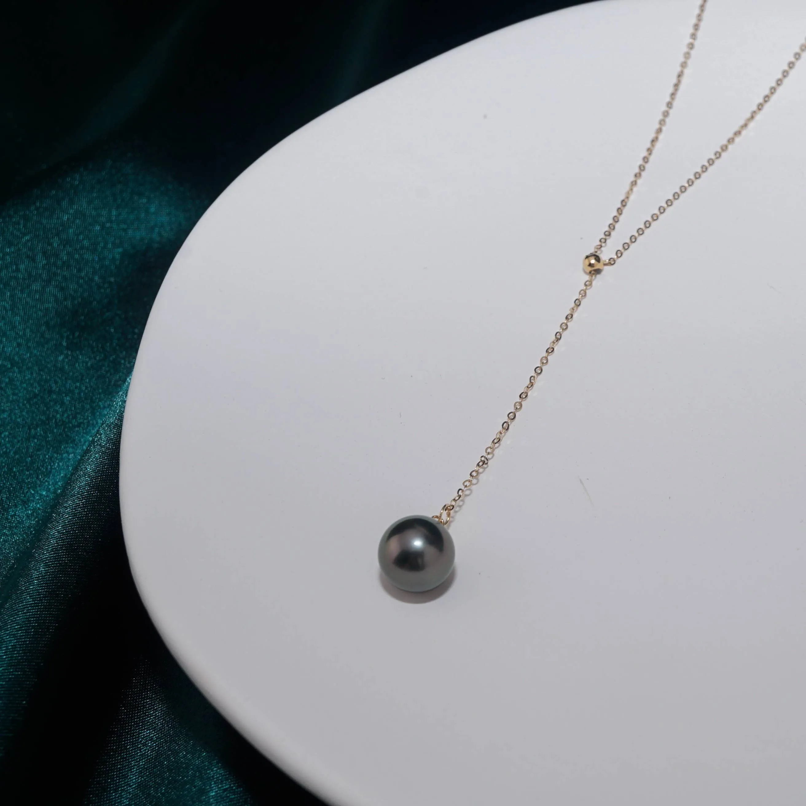 Elegant Saltwater Tahitian Pearl 18K Solid Gold Necklace KN00010