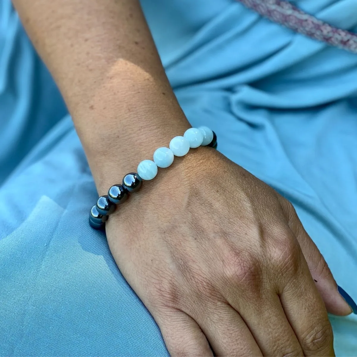 Hematite and Aquamarine Bracelet to Stimulate the Mind