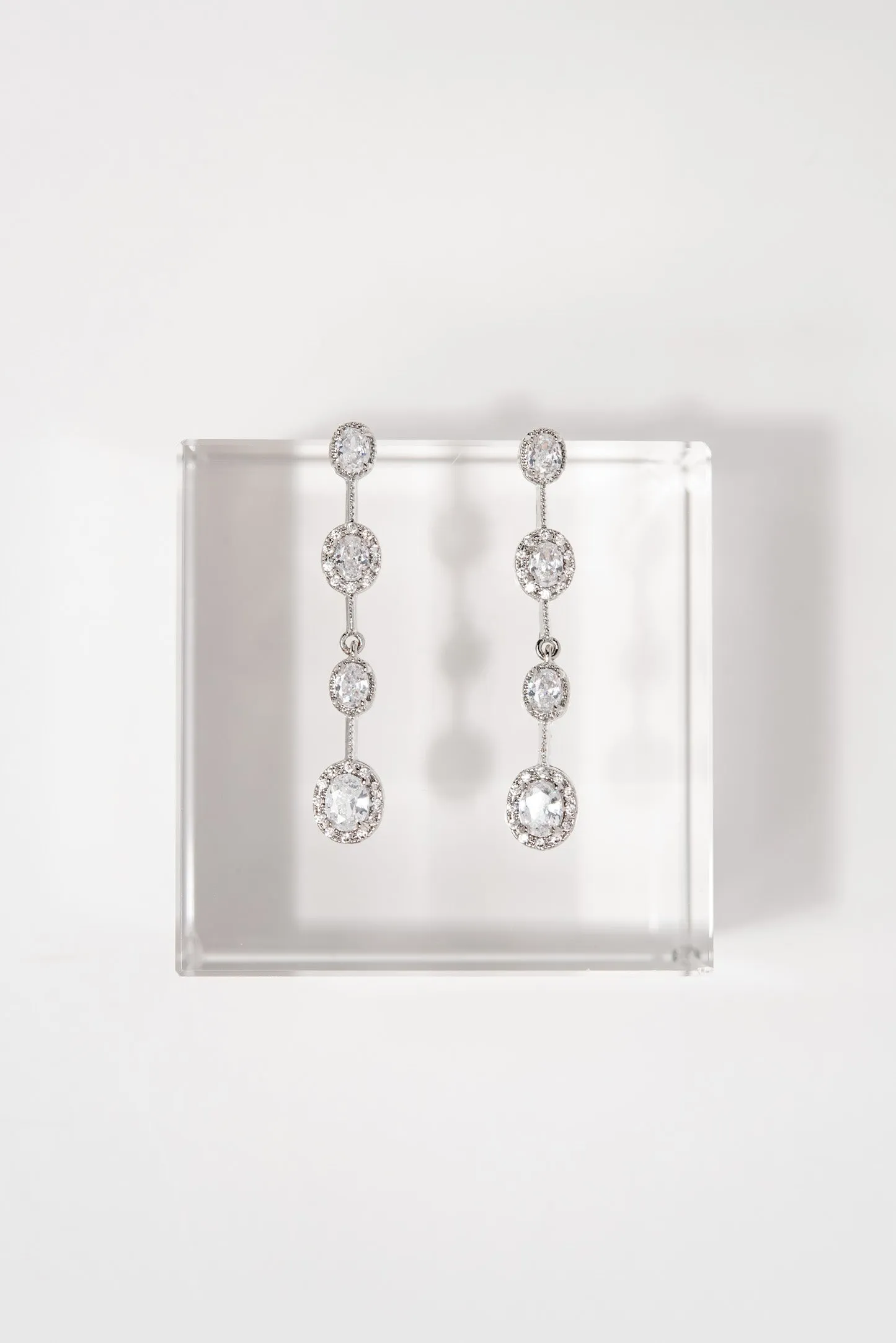 Layla Glam Cubic Z Necklace Set - Silver