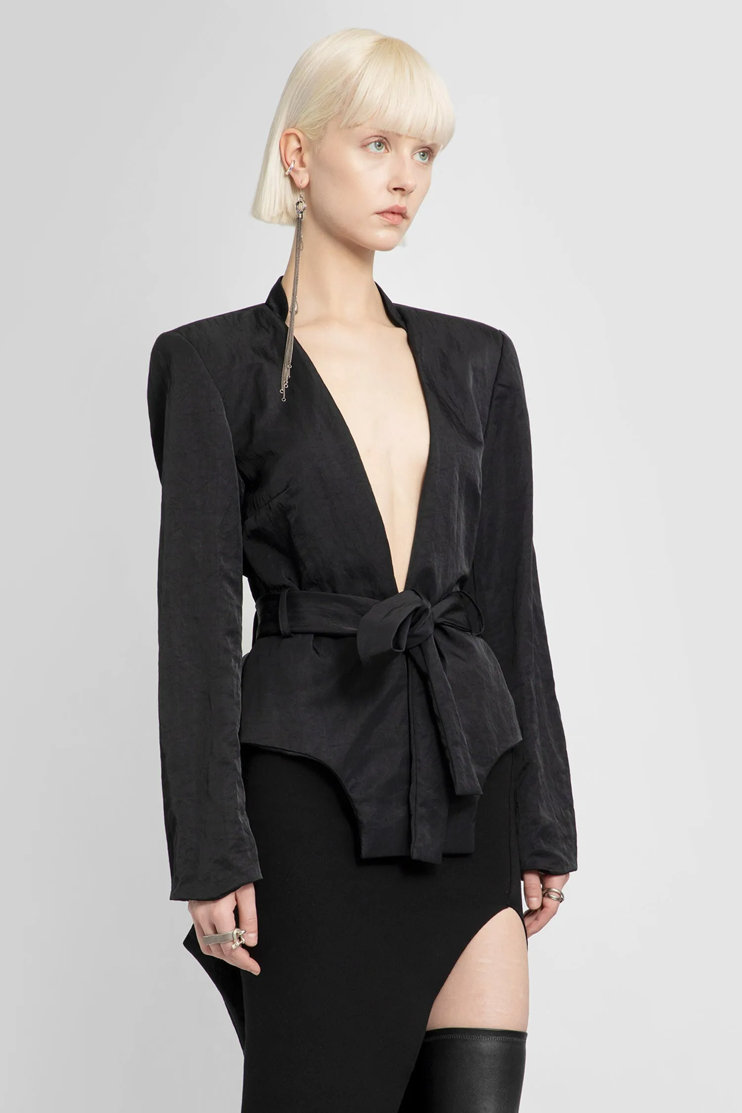 LISA VON TANG WOMAN BLACK BLAZERS