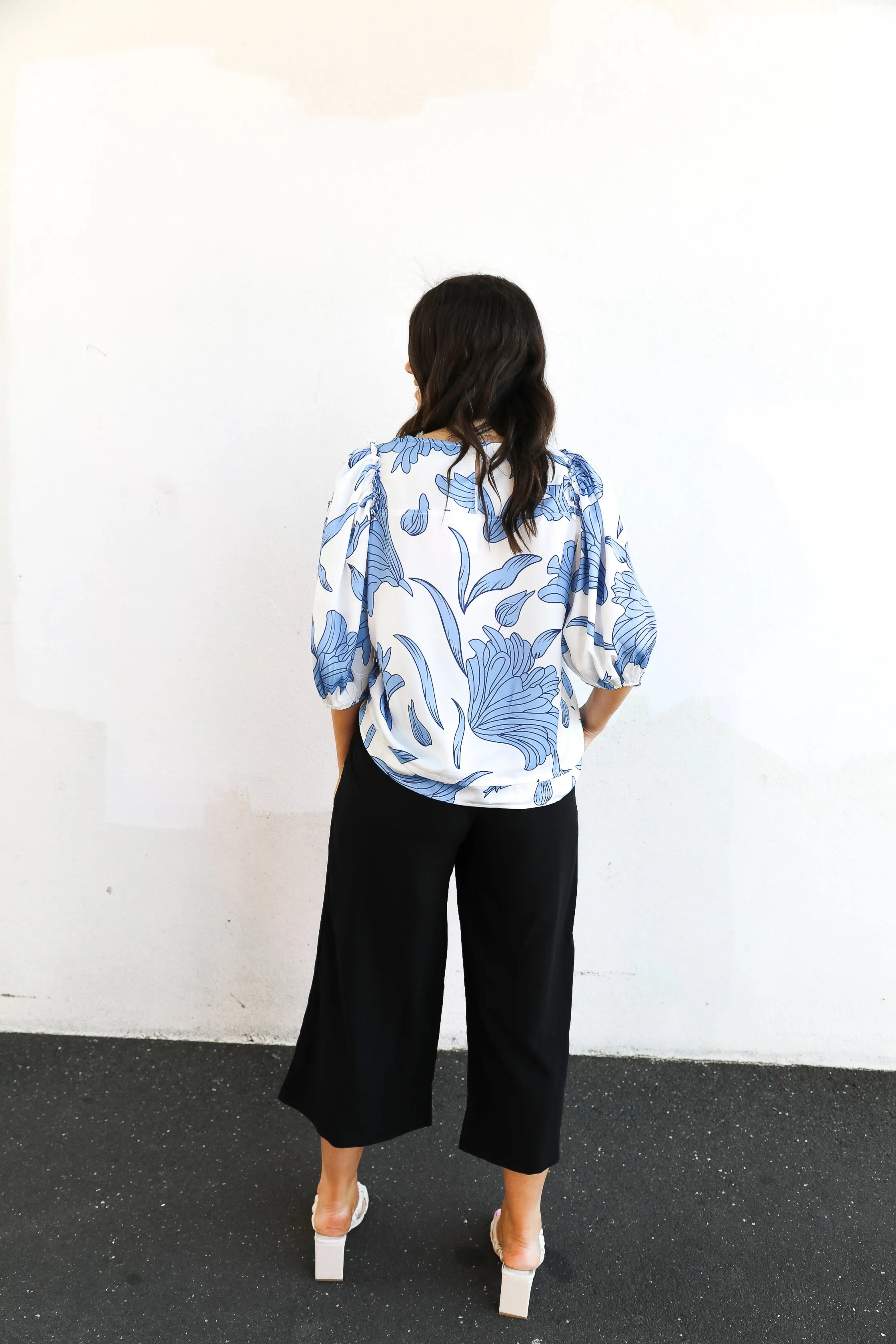 Melissa Top (Blue & White Hibiscus)