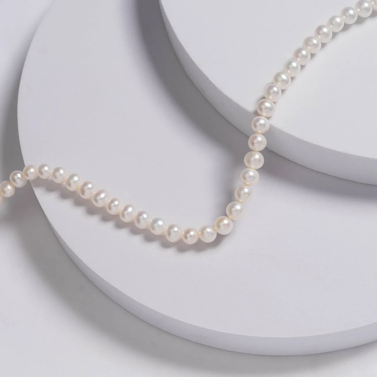 Top Lustre 8-9MM White Freshwater Pearl Necklace WN00486