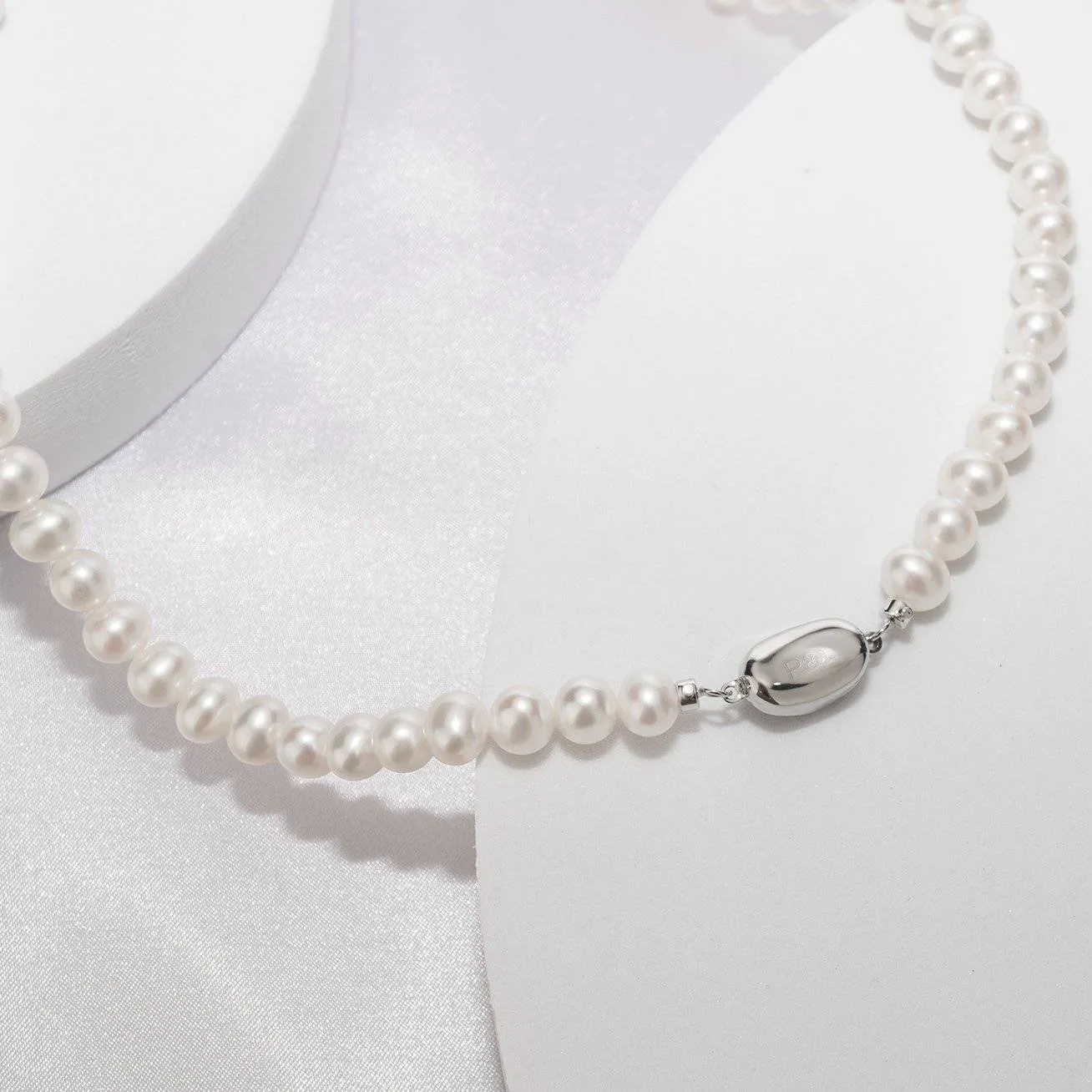 Top Lustre 8-9MM White Freshwater Pearl Necklace WN00486