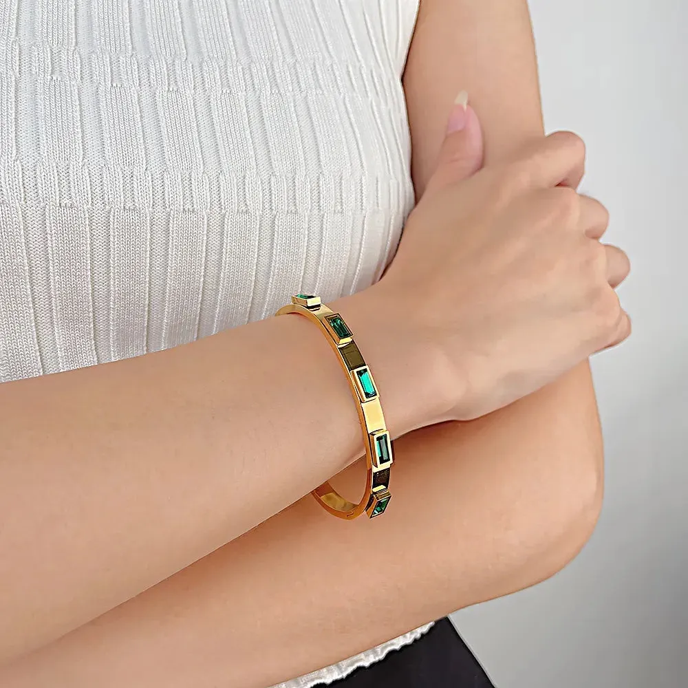 VIVIANE Statement Bracelet